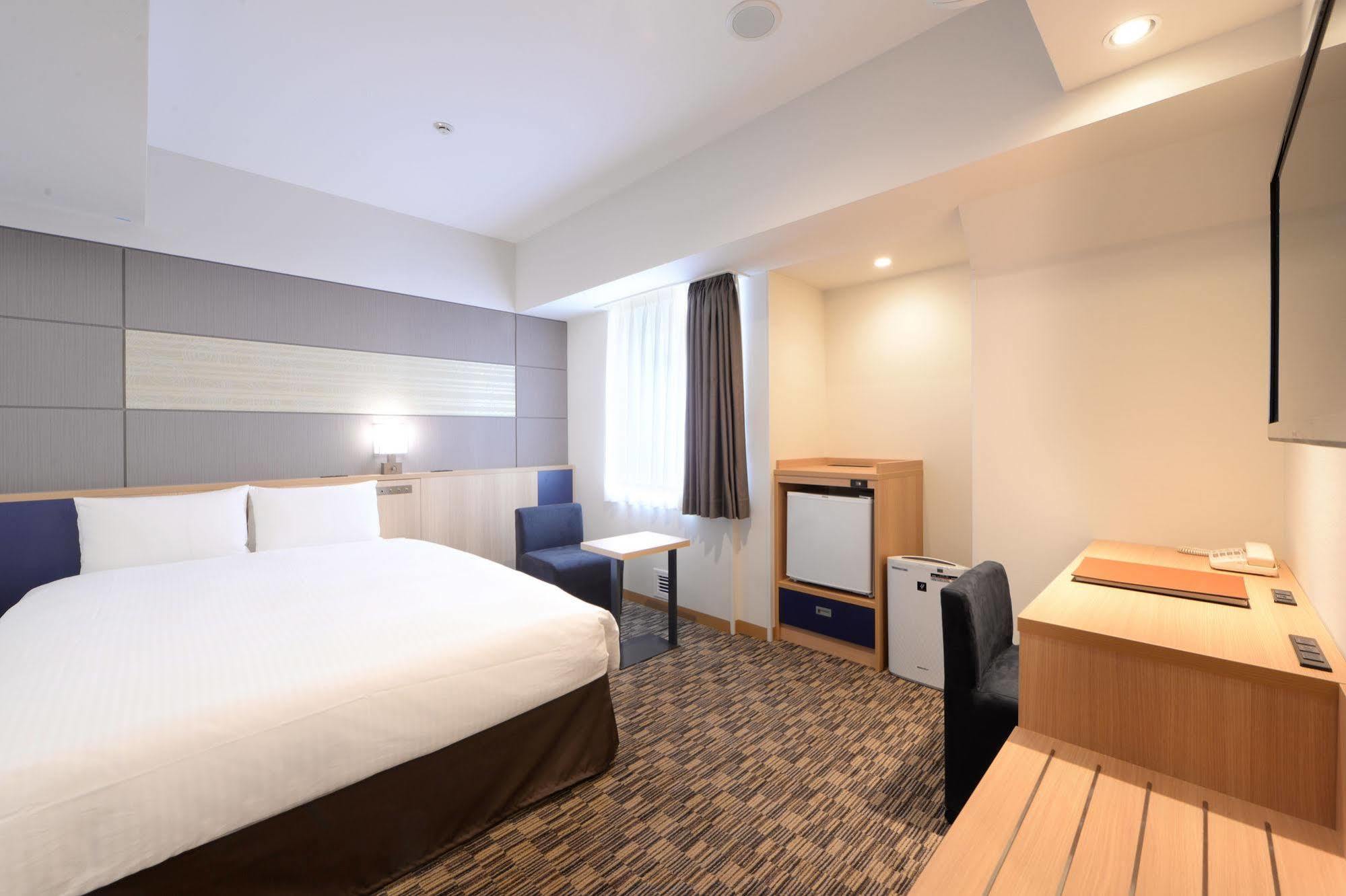 Vessel Inn Ueno Iriya Ekimae Tokyo Esterno foto