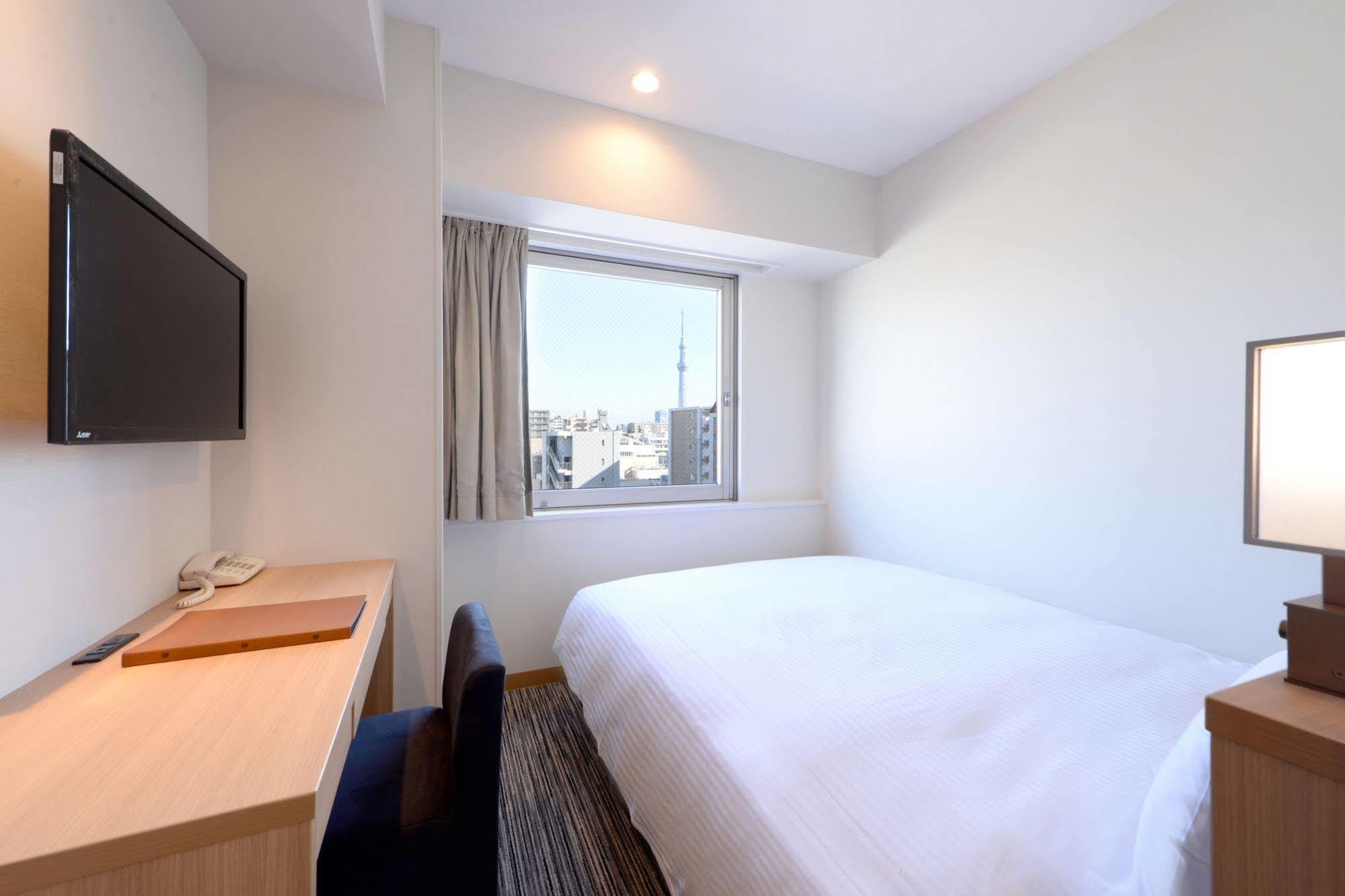 Vessel Inn Ueno Iriya Ekimae Tokyo Esterno foto